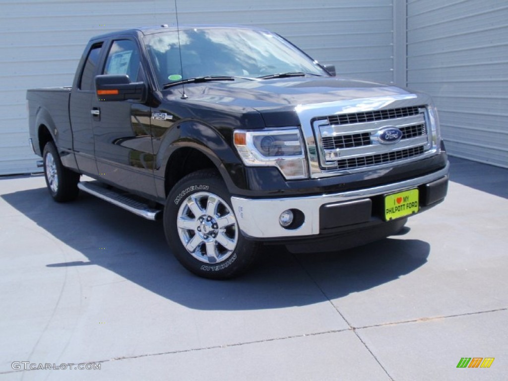 2014 F150 XLT SuperCab - Tuxedo Black / Steel Grey photo #2