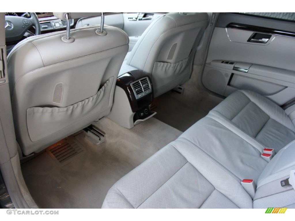 2010 S 550 4Matic Sedan - Flint Grey Metallic / Grey/Dark Grey photo #43