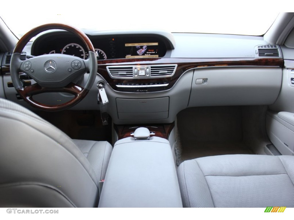 2010 S 550 4Matic Sedan - Flint Grey Metallic / Grey/Dark Grey photo #45