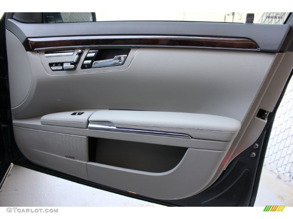 2010 S 550 4Matic Sedan - Flint Grey Metallic / Grey/Dark Grey photo #52