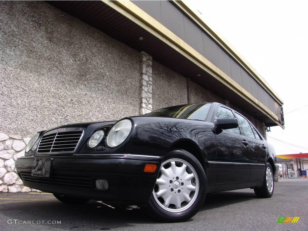 1998 E 320 4Matic Sedan - Black / Parchment photo #1