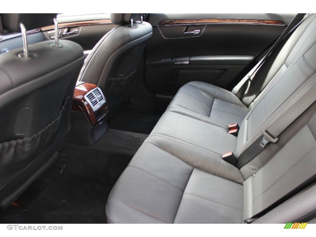 2007 Mercedes-Benz S 550 Sedan Rear Seat Photos