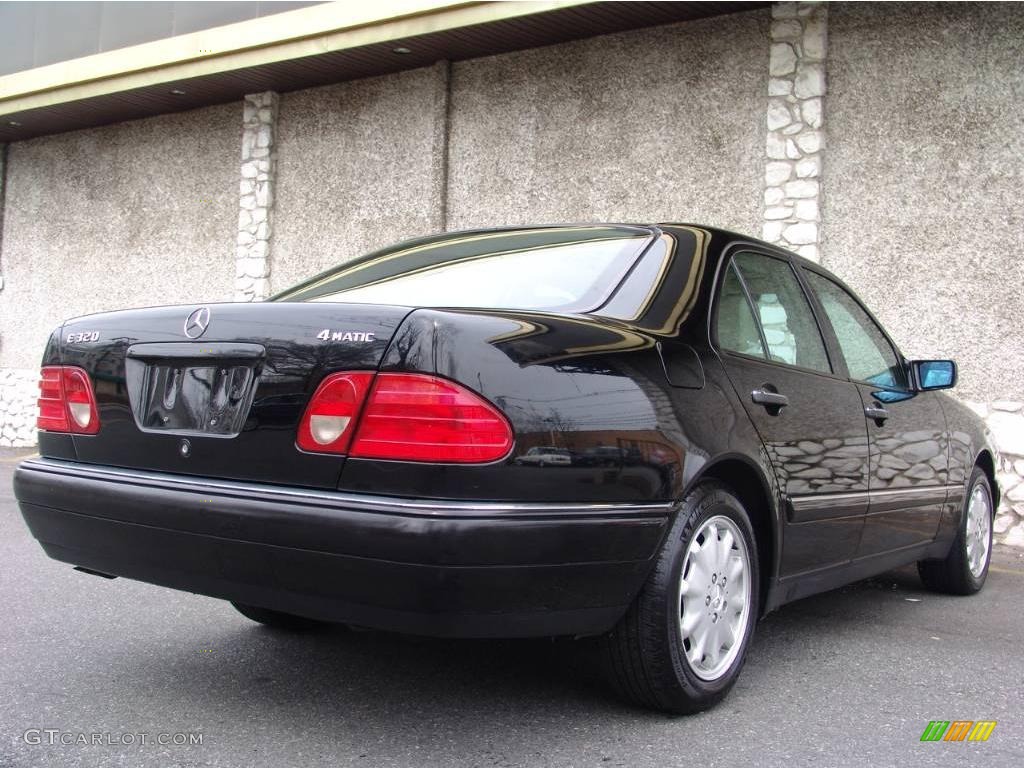 1998 E 320 4Matic Sedan - Black / Parchment photo #9
