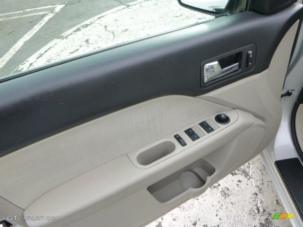 2008 Milan I4 - White Suede / Medium Light Stone photo #14