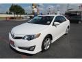 2014 Super White Toyota Camry L  photo #3