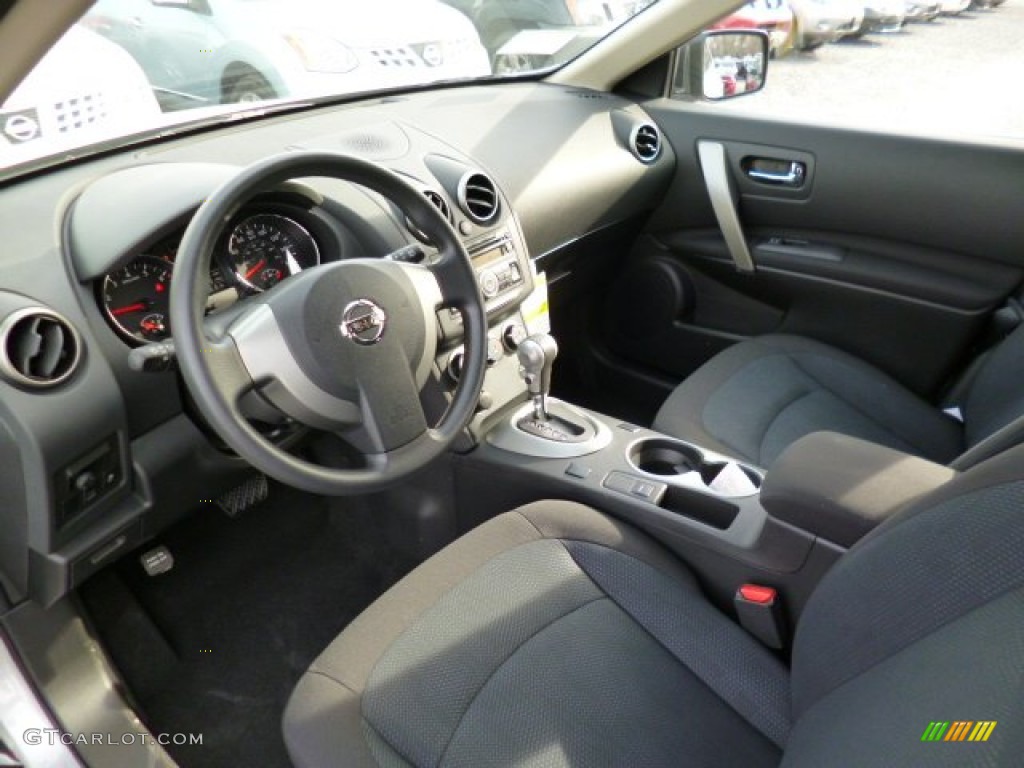 2014 Nissan Rogue Select S AWD Interior Color Photos