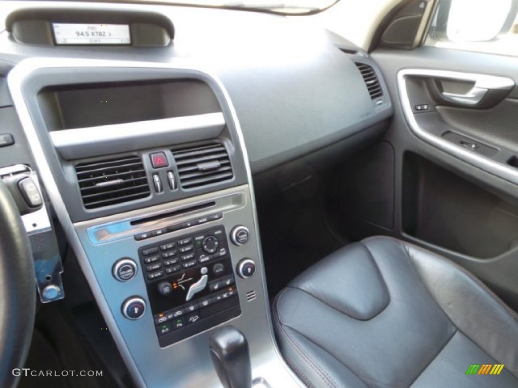 2010 XC60 T6 AWD - Silver Metallic / Anthracite photo #11
