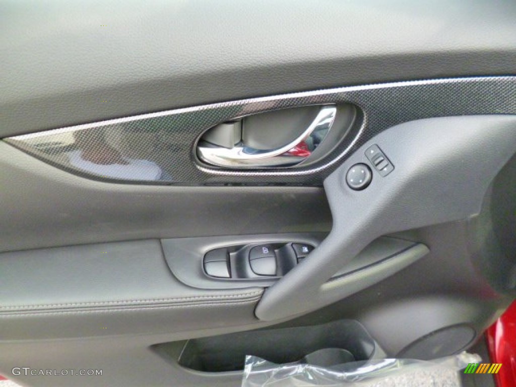 2014 Rogue SL AWD - Cayenne Red / Charcoal photo #17