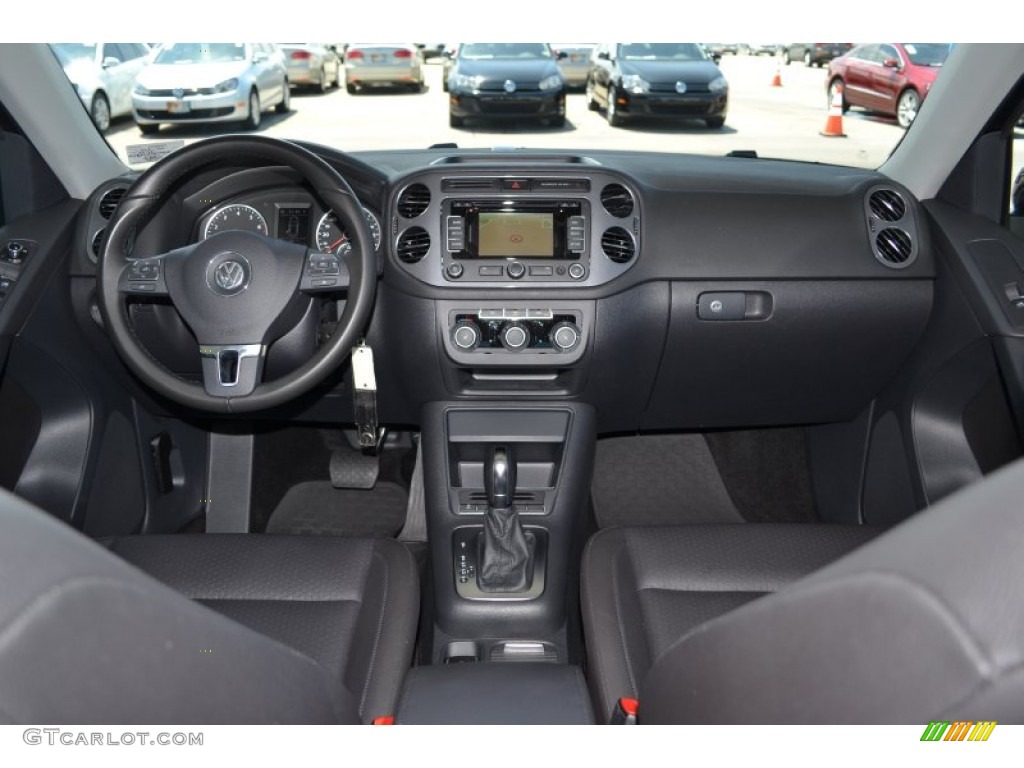 2012 Tiguan SEL - Deep Black Metallic / Black photo #14