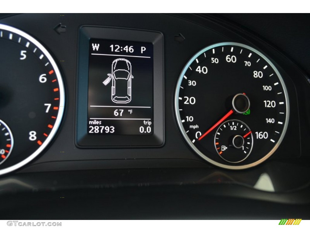 2012 Tiguan SEL - Deep Black Metallic / Black photo #23