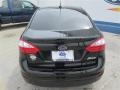 Tuxedo Black - Fiesta SE Sedan Photo No. 3