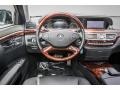 Black - S 550 Sedan Photo No. 4
