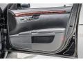 Black - S 550 Sedan Photo No. 24
