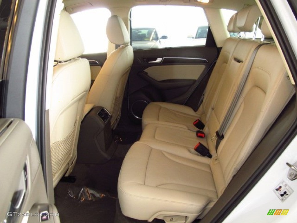 2014 Audi Q5 2.0 TFSI quattro Hybrid Rear Seat Photo #92724541