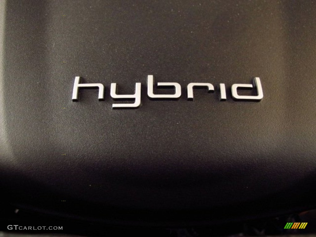 2014 Audi Q5 2.0 TFSI quattro Hybrid Marks and Logos Photos