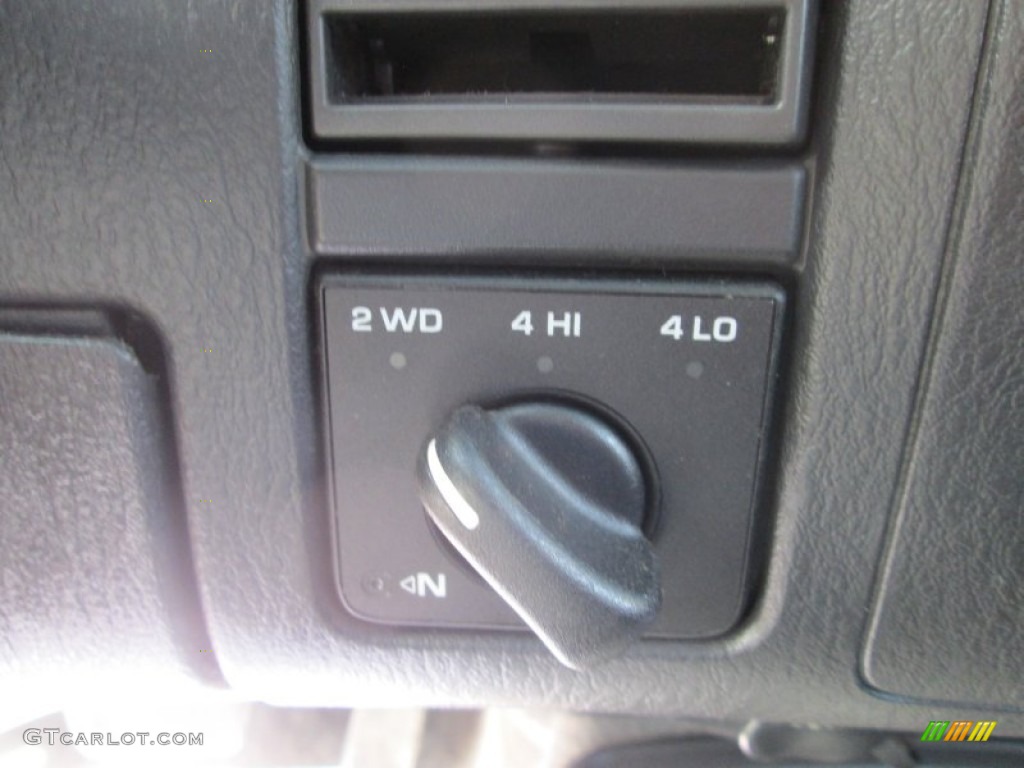 2003 Durango SLT 4x4 - Flame Red / Dark Slate Gray photo #20