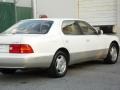 Diamond White Pearl - LS 400 Photo No. 22