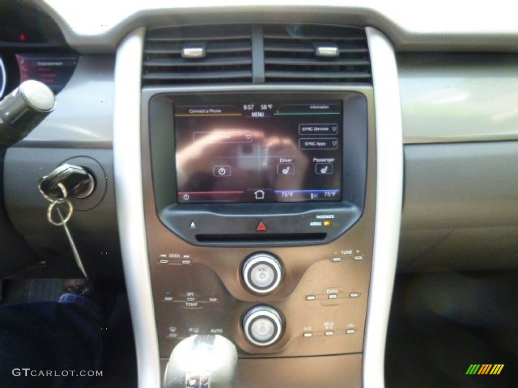 2012 Edge SEL AWD - White Platinum Metallic Tri-Coat / Medium Light Stone photo #15