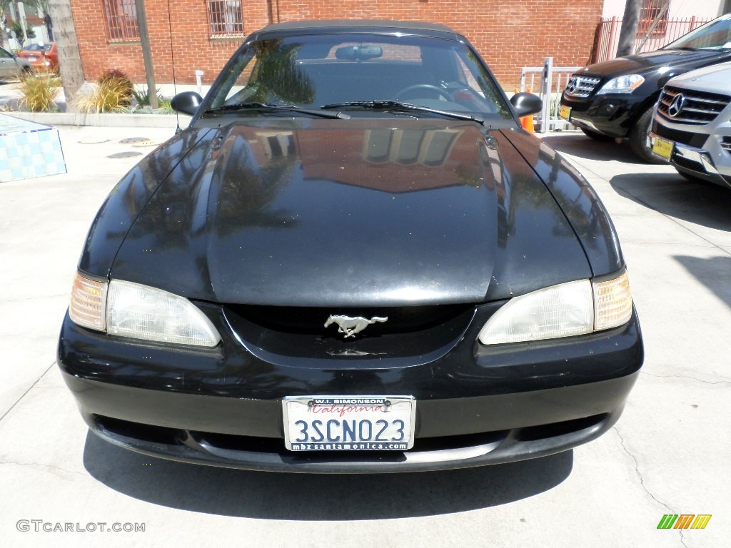 1996 Mustang V6 Convertible - Black / Grey Cloth photo #6