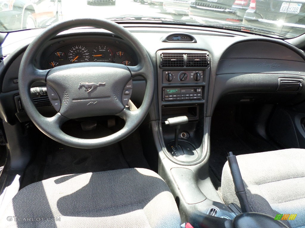 1996 Mustang V6 Convertible - Black / Grey Cloth photo #16