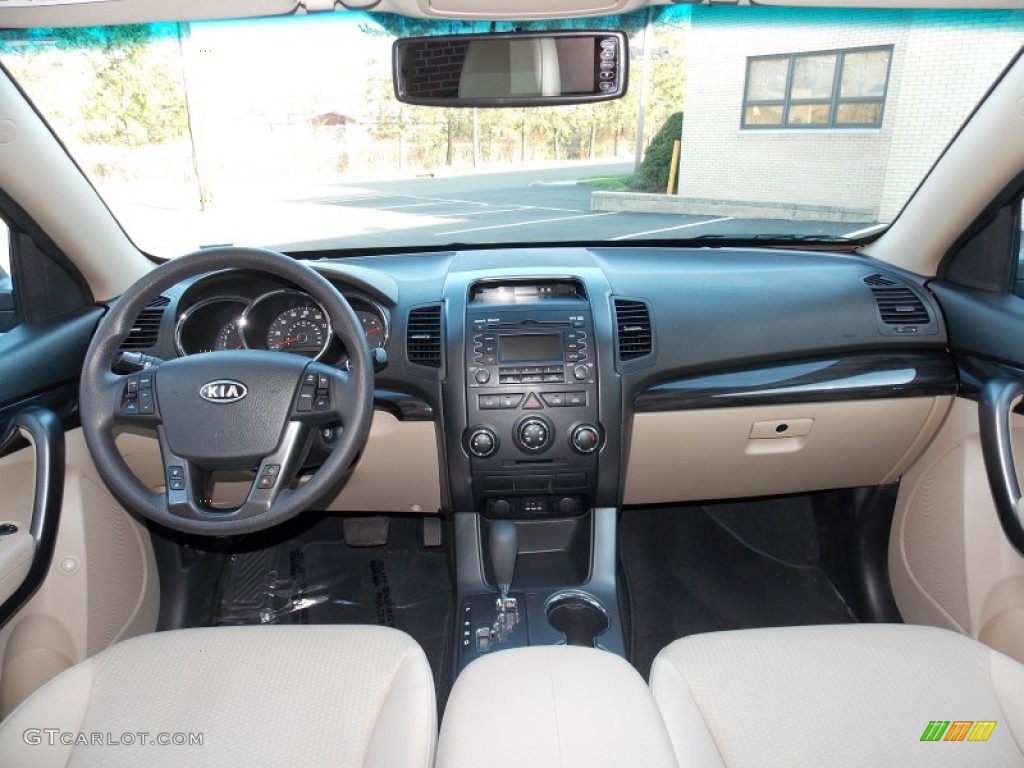 2012 Sorento LX V6 AWD - Dark Cherry / Gray photo #18