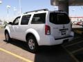 Avalanche White - Pathfinder S 4x4 Photo No. 2