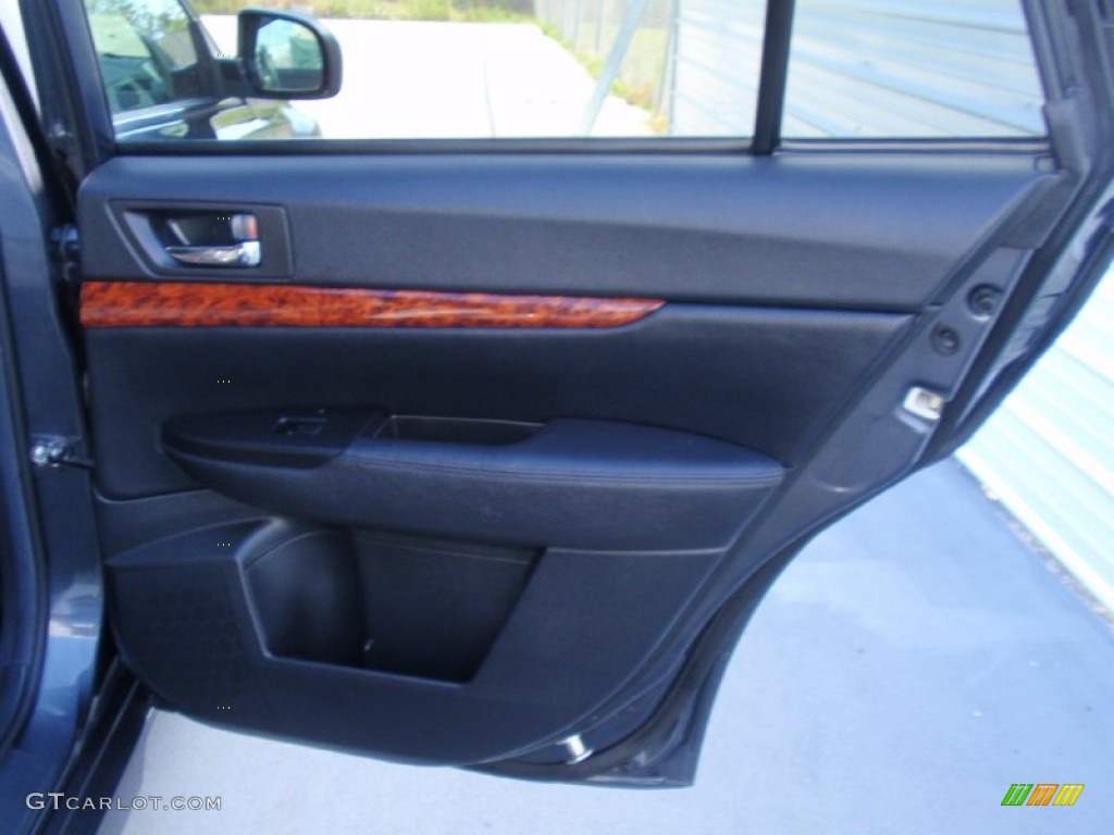 2011 Outback 2.5i Limited Wagon - Graphite Gray Metallic / Off Black photo #26