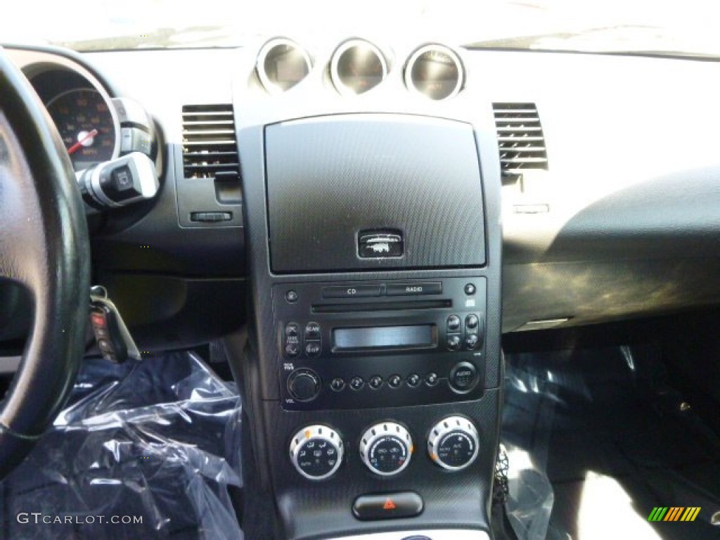 2006 350Z Enthusiast Coupe - Silver Alloy Metallic / Charcoal Leather photo #14