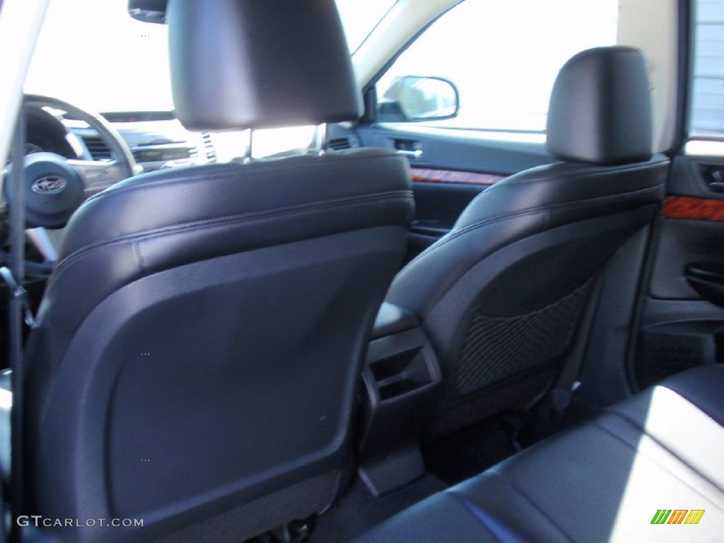 2011 Outback 2.5i Limited Wagon - Graphite Gray Metallic / Off Black photo #31