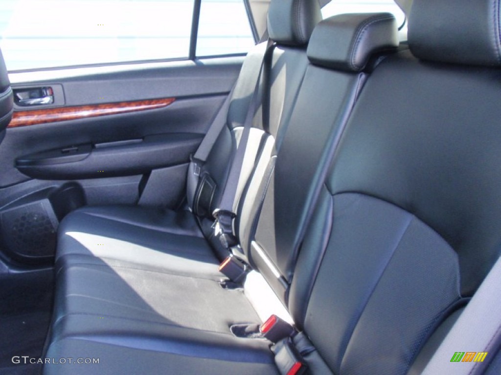 2011 Outback 2.5i Limited Wagon - Graphite Gray Metallic / Off Black photo #32