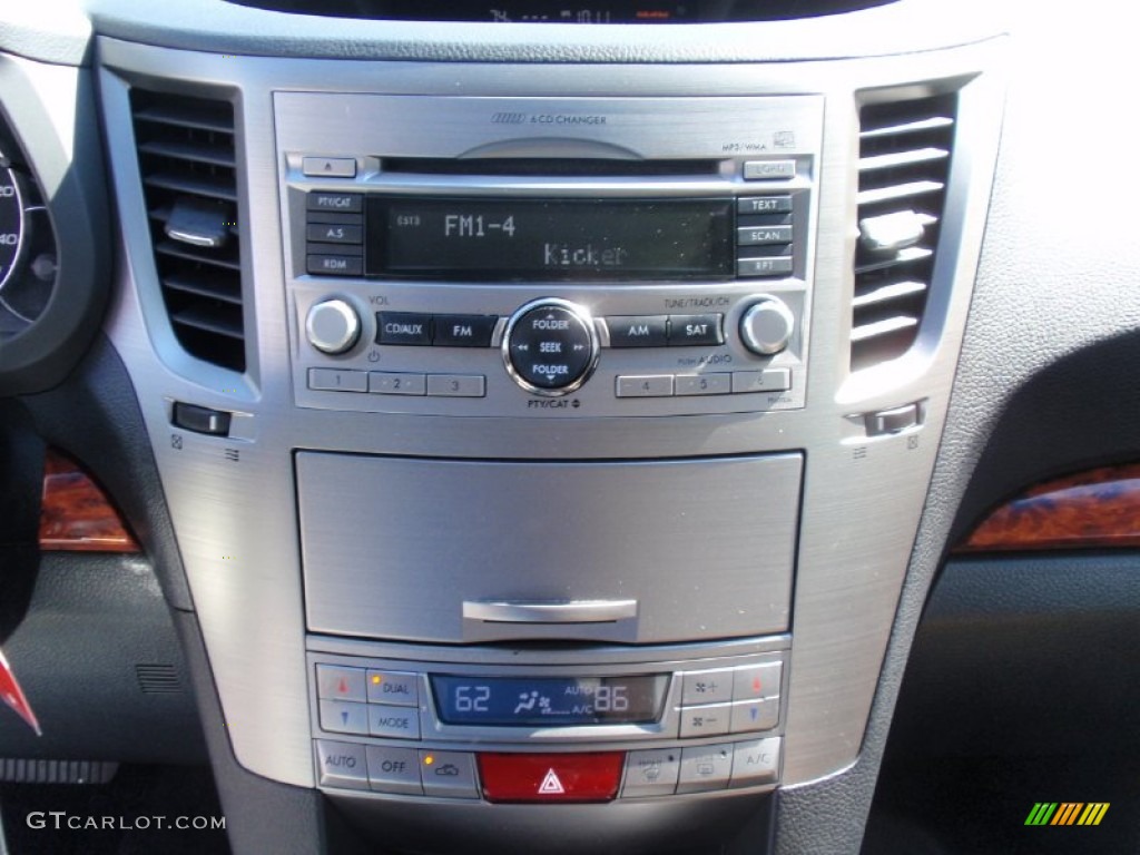2011 Outback 2.5i Limited Wagon - Graphite Gray Metallic / Off Black photo #39