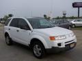 2005 Polar White Saturn VUE   photo #3