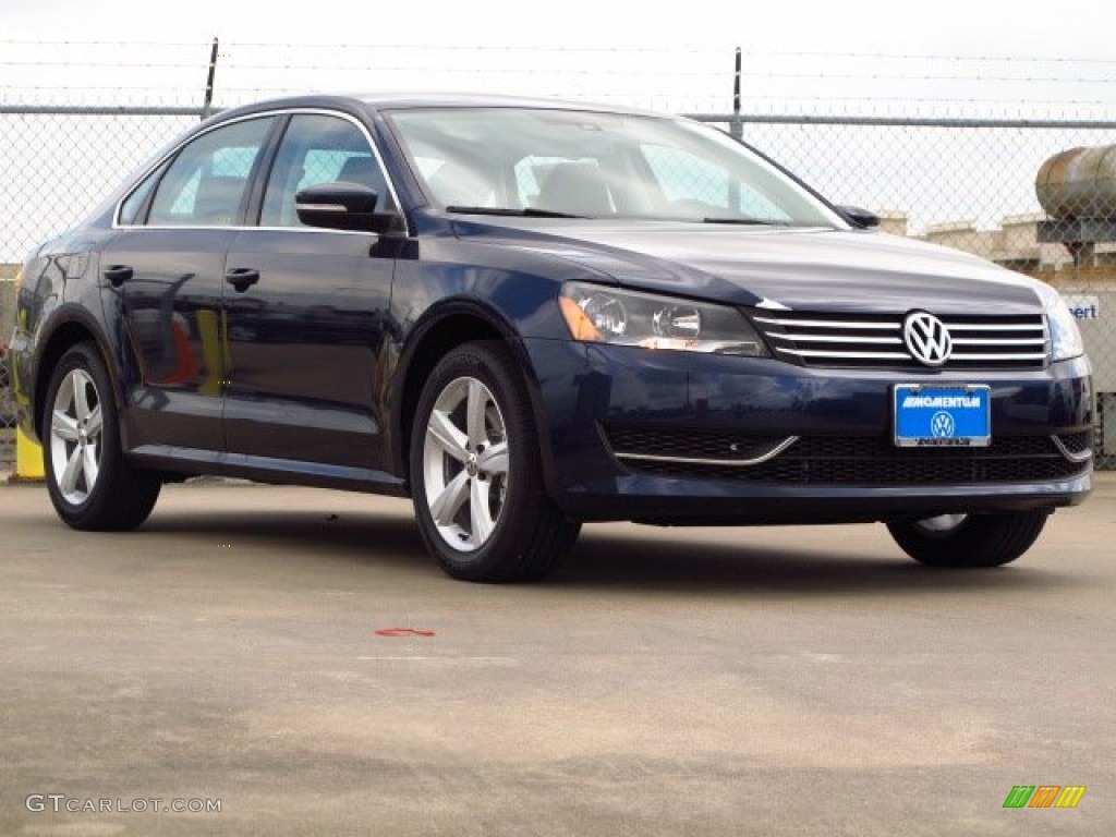 2014 Passat 1.8T SE - Night Blue Metallic / Titan Black photo #1