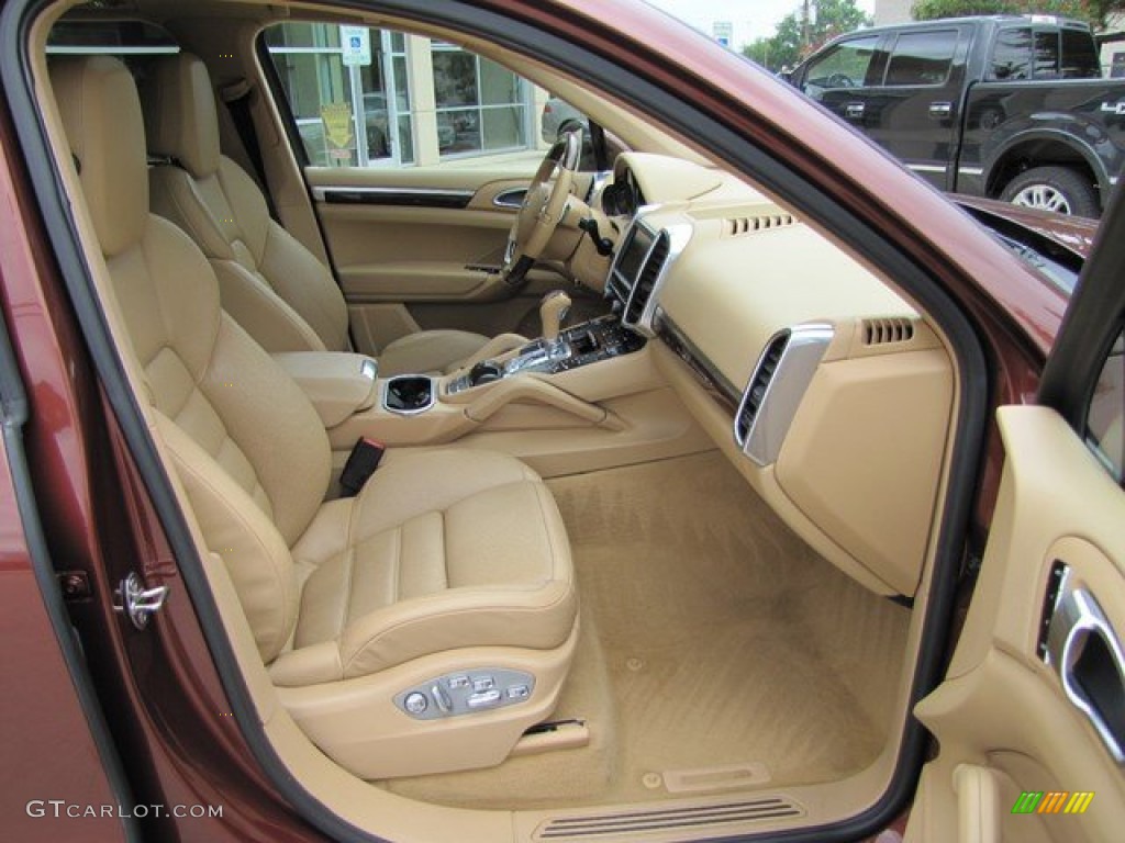 Luxor Beige Interior 2011 Porsche Cayenne Standard Cayenne Model Photo #92745742