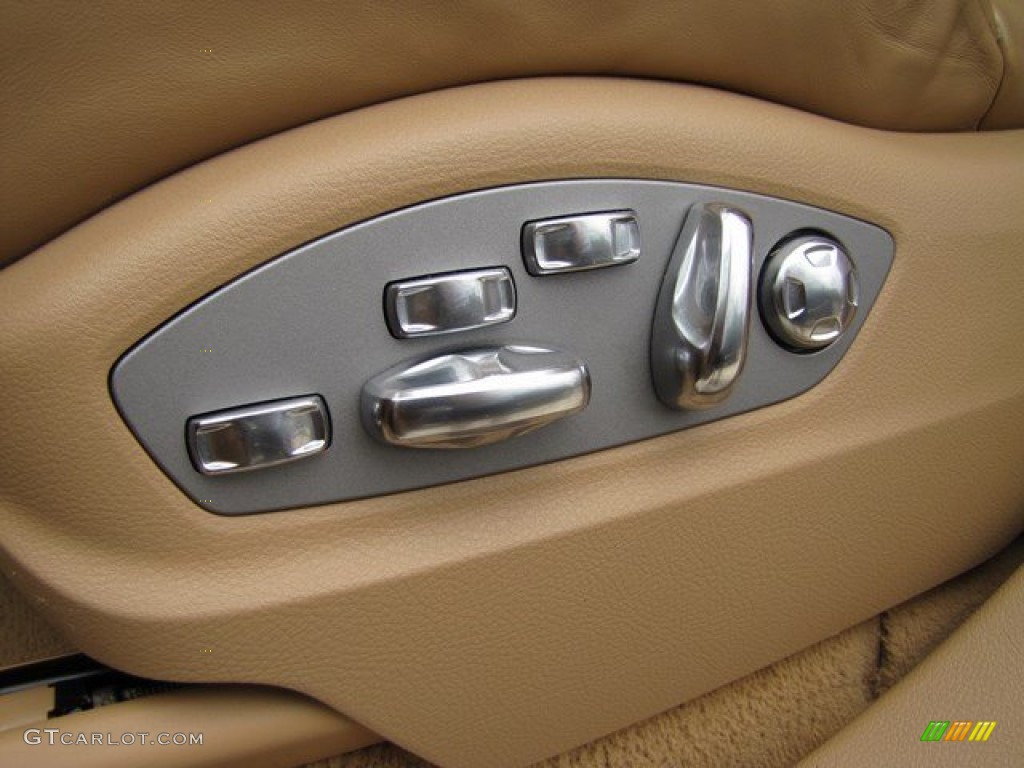 2011 Porsche Cayenne Standard Cayenne Model Controls Photo #92745850