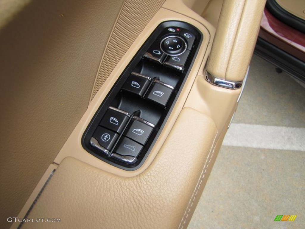 2011 Cayenne  - Auburn Red Metallic / Luxor Beige photo #46