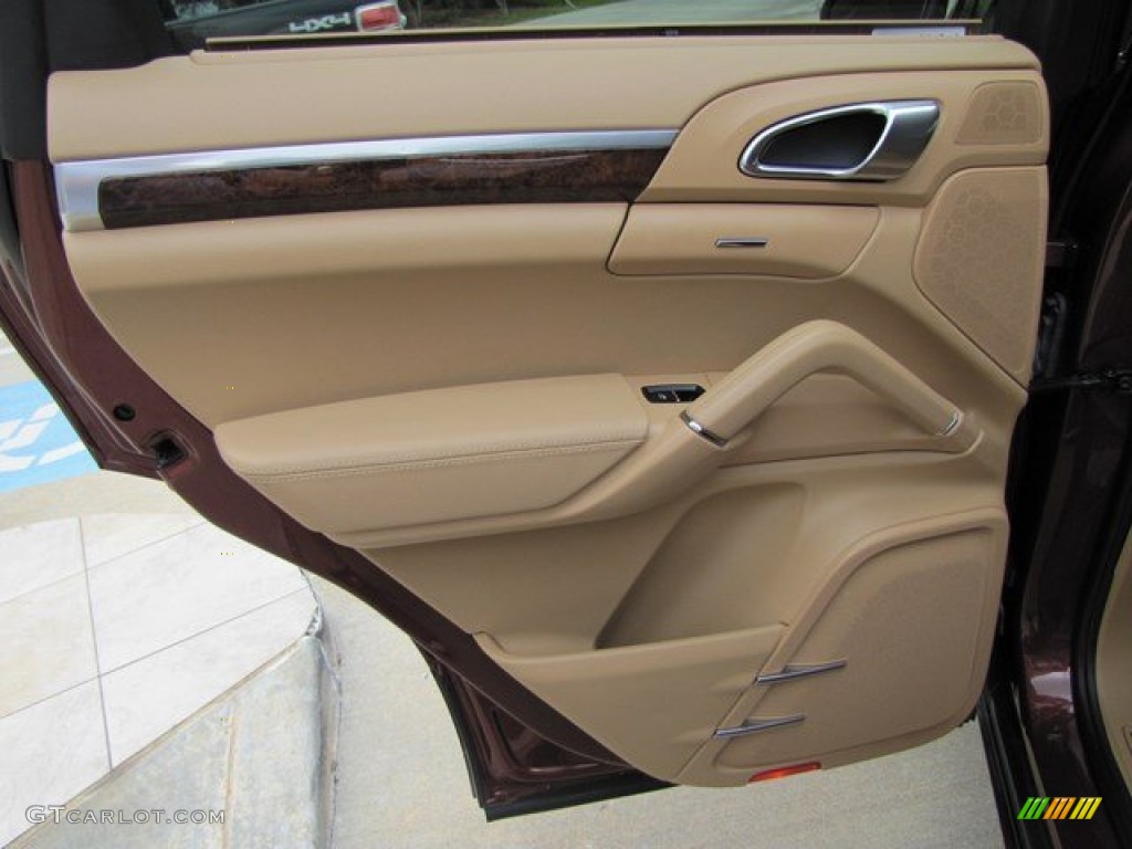 2011 Porsche Cayenne Standard Cayenne Model Luxor Beige Door Panel Photo #92745883