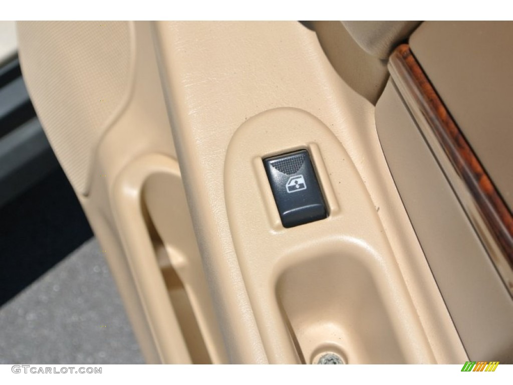 2000 Impala  - Light Driftwood Metallic / Light Oak photo #18