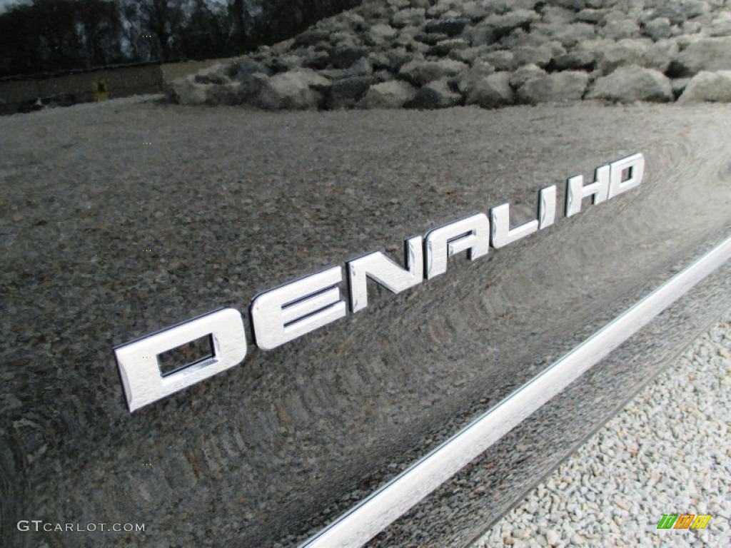 2015 GMC Sierra 3500HD Denali Crew Cab 4x4 Dual Rear Wheel Marks and Logos Photo #92752855