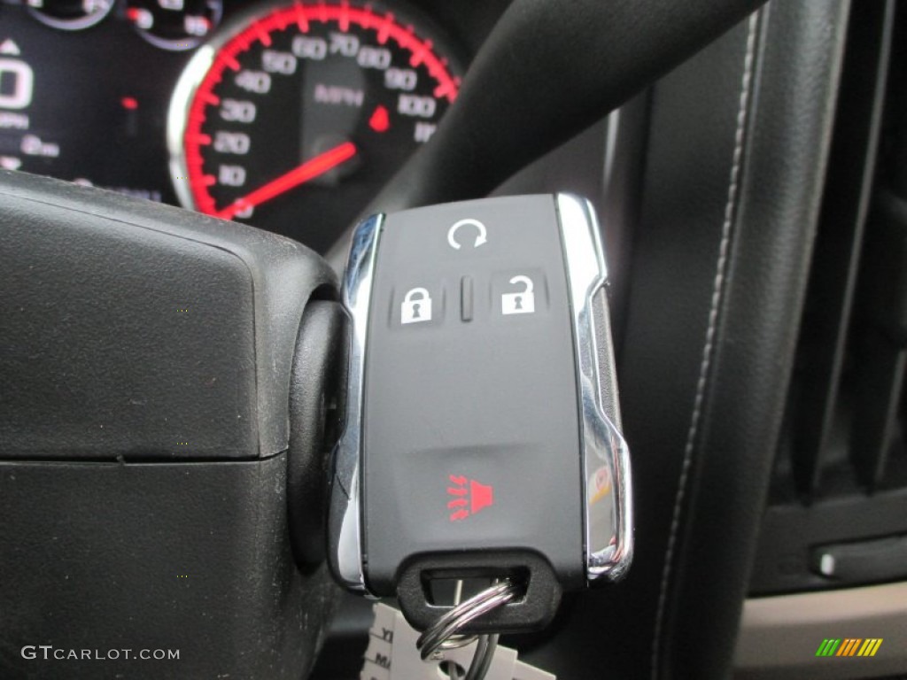 2015 GMC Sierra 3500HD Denali Crew Cab 4x4 Dual Rear Wheel Keys Photo #92753194