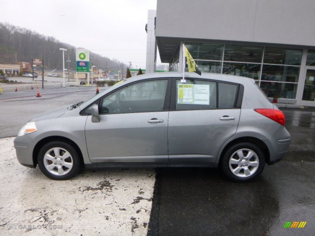 2007 Versa S - Magnetic Grey Metallic / Charcoal photo #2