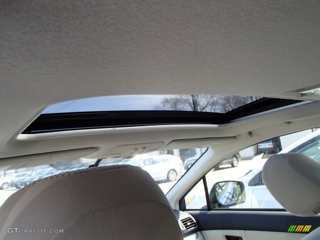 2014 XV Crosstrek 2.0i Premium - Quartz Blue Pearl / Ivory photo #5