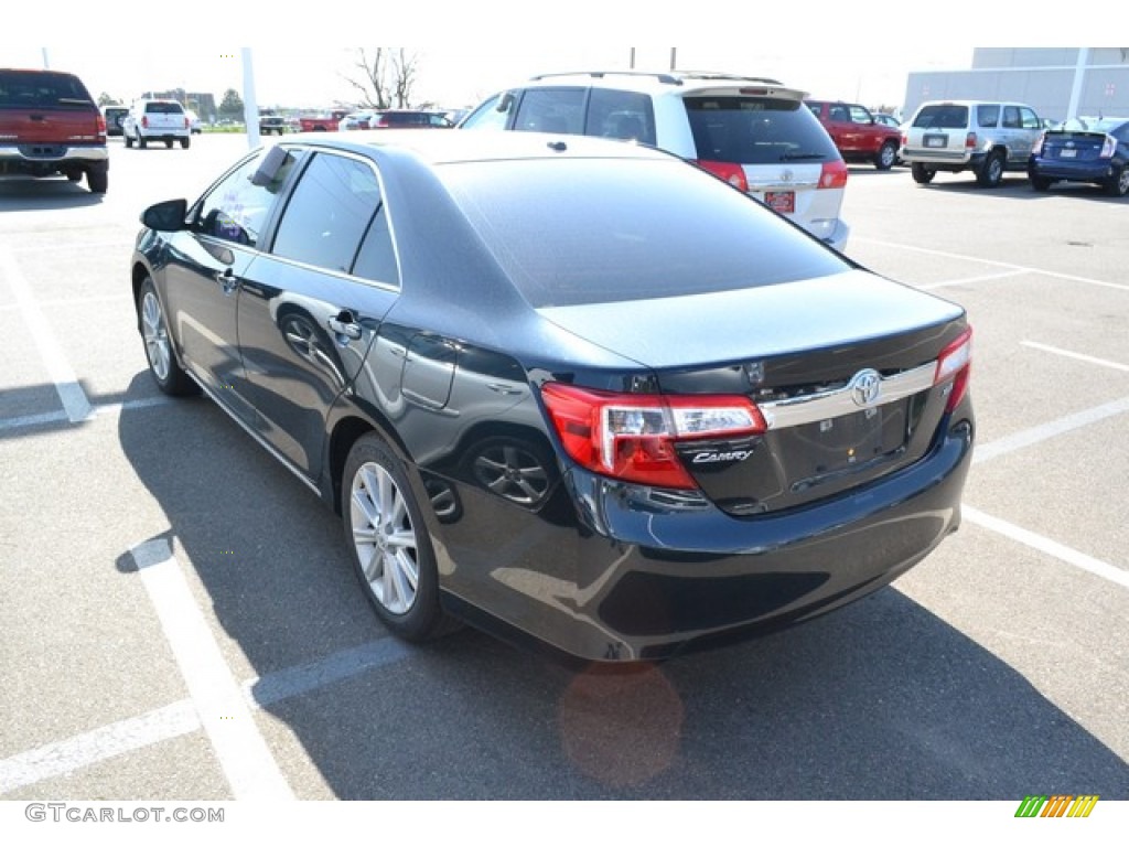 2012 Camry XLE - Attitude Black Metallic / Light Gray photo #3