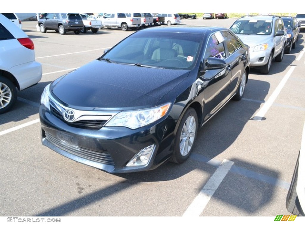 2012 Camry XLE - Attitude Black Metallic / Light Gray photo #4