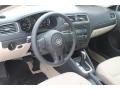 Black - Jetta SE Sedan Photo No. 9