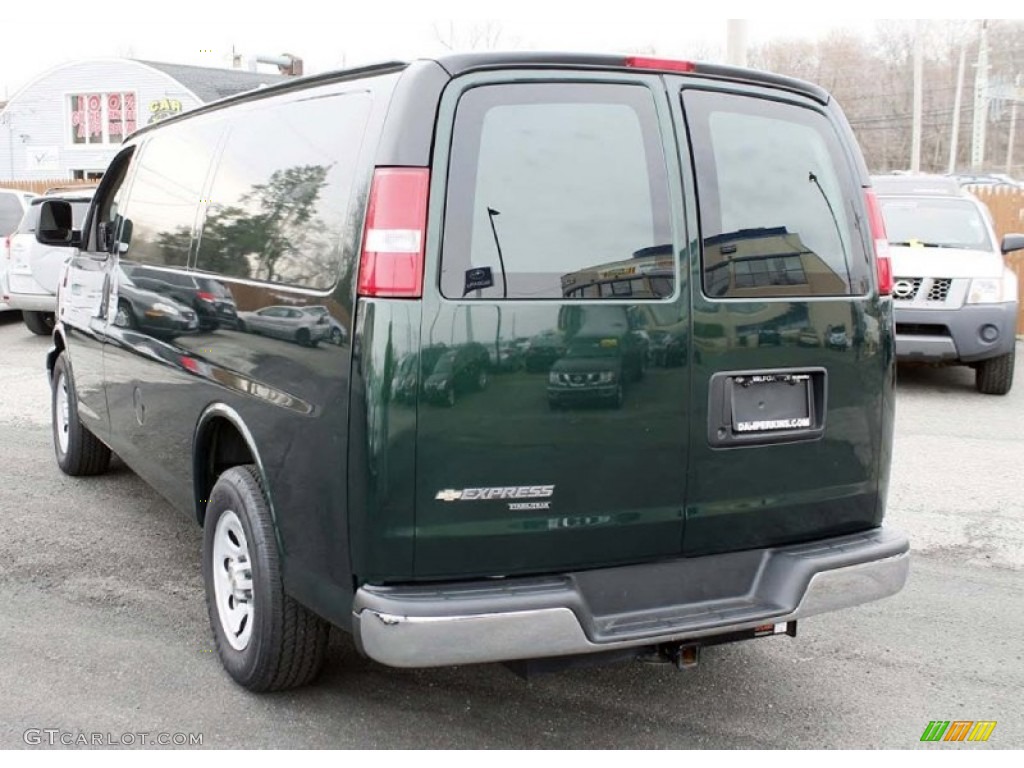 2013 Express 1500 Cargo Van - Dark Green Metallic / Medium Pewter photo #8