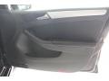 Black - Jetta SE Sedan Photo No. 38