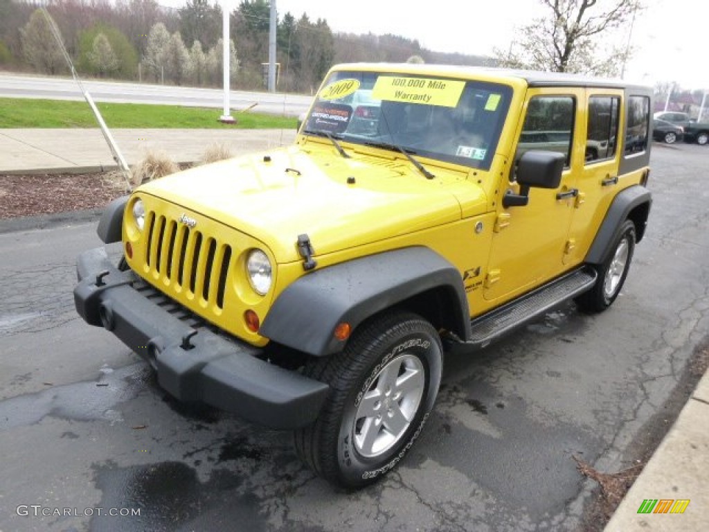 Detonator Yellow 2009 Jeep Wrangler Unlimited X 4x4 Exterior Photo #92786659