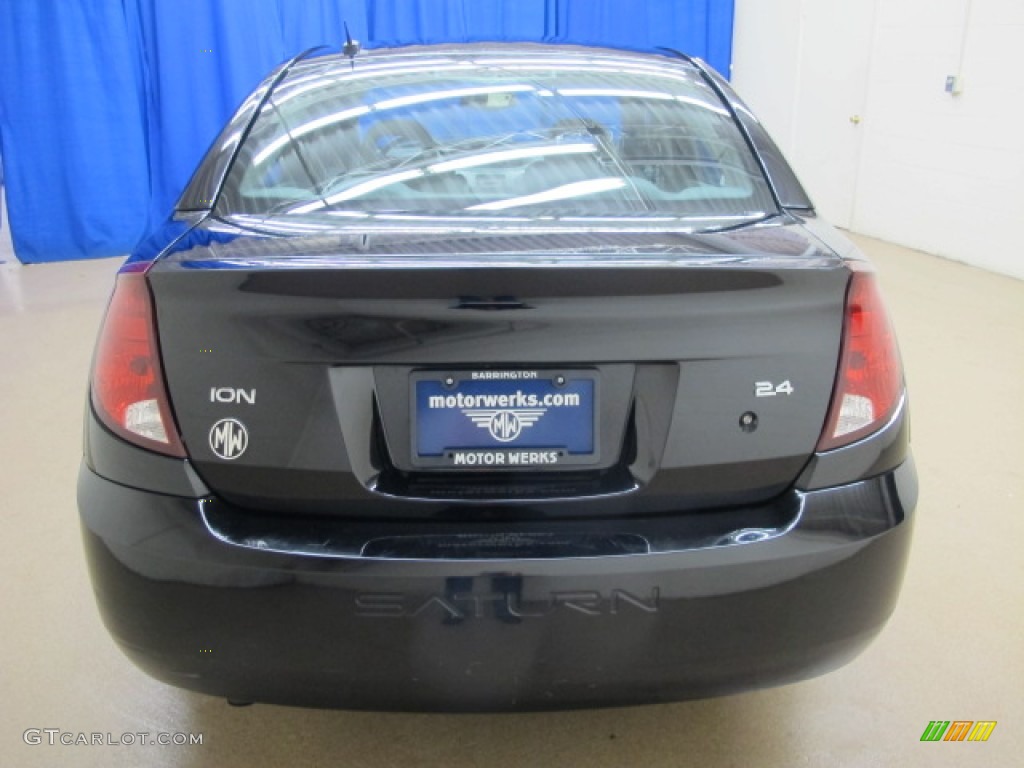 2006 ION 3 Sedan - Black Onyx / Gray photo #8