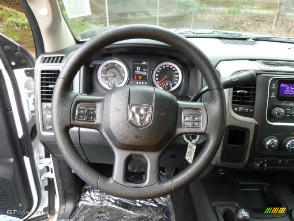 2014 Ram 2500 Tradesman Crew Cab 4x4 Black/Diesel Gray Steering Wheel Photo #92790636